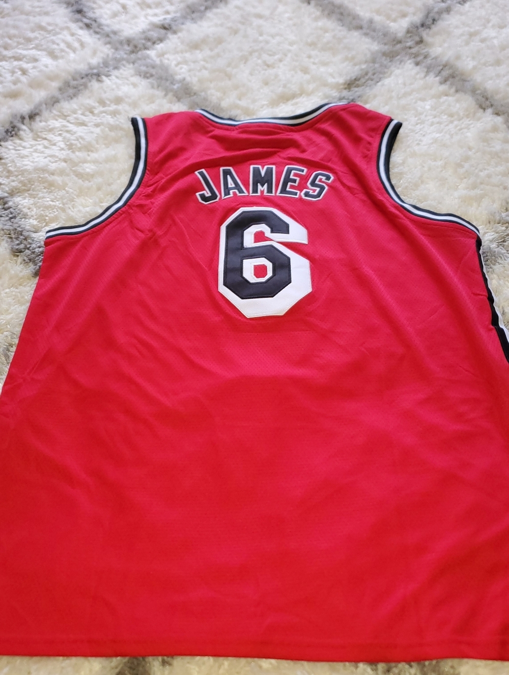 Basketball jersey - Picture 2 of 6
